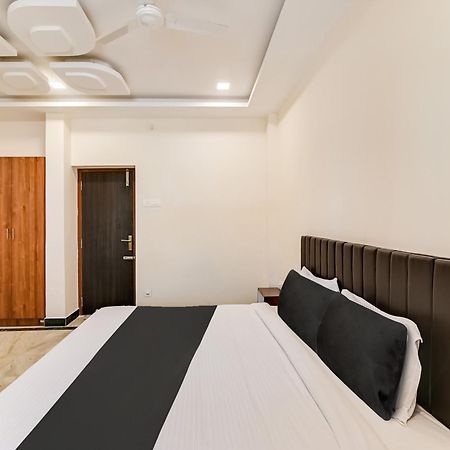 Hotel O Rj Royal Inn Vellore Eksteriør bilde