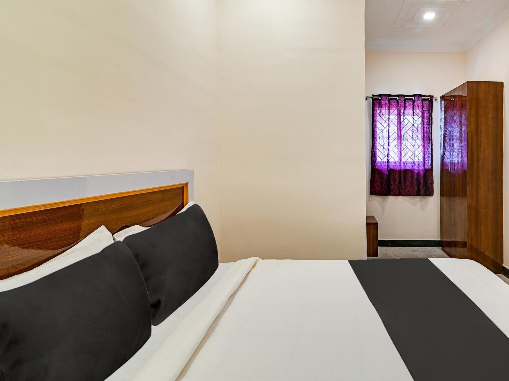Hotel O Rj Royal Inn Vellore Eksteriør bilde