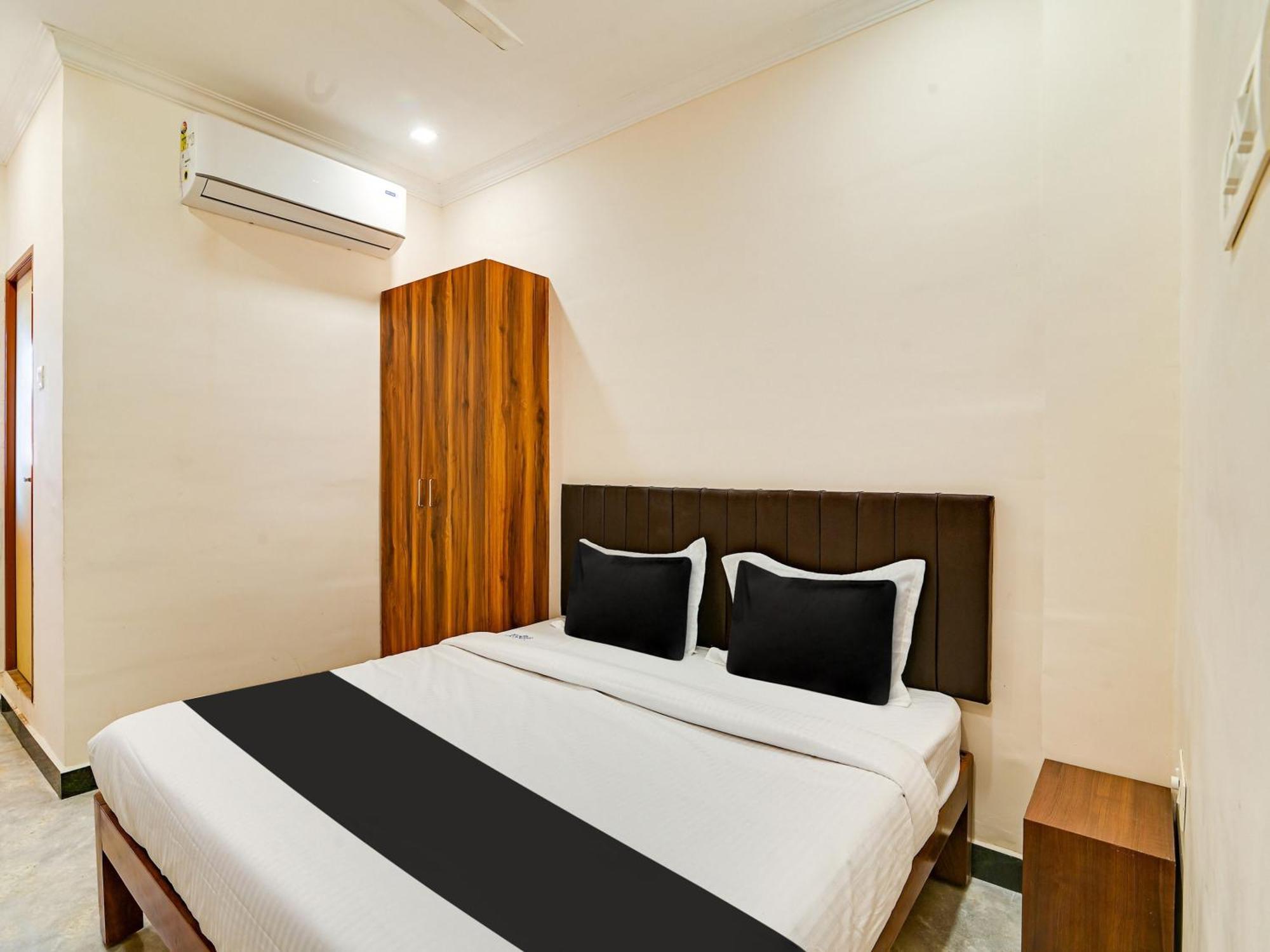Hotel O Rj Royal Inn Vellore Eksteriør bilde