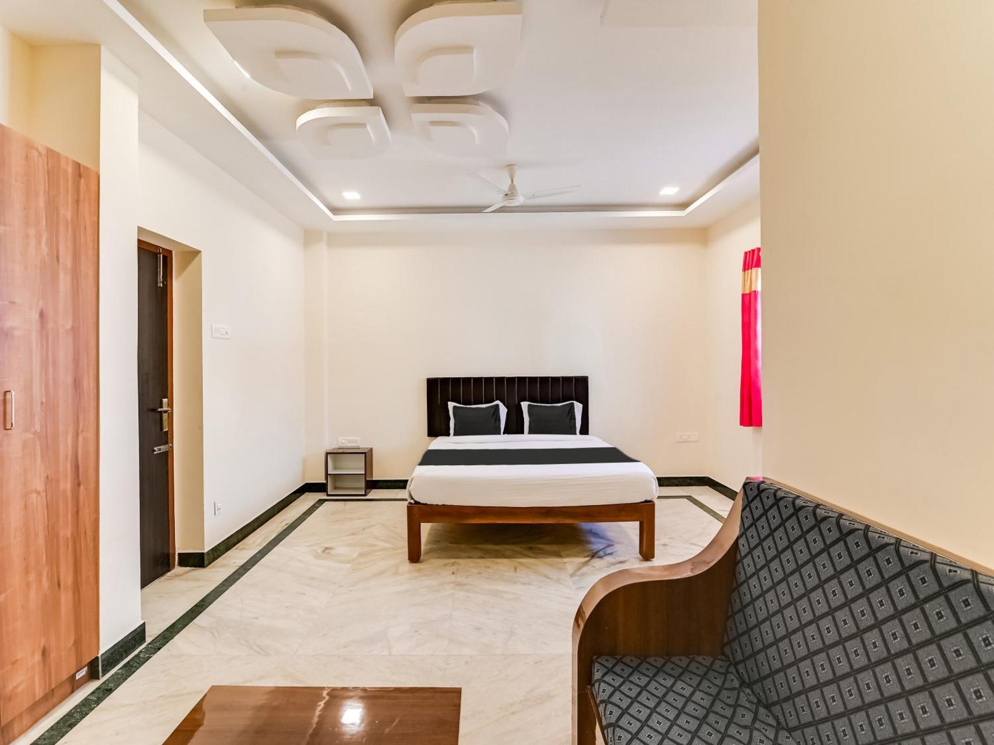 Hotel O Rj Royal Inn Vellore Eksteriør bilde